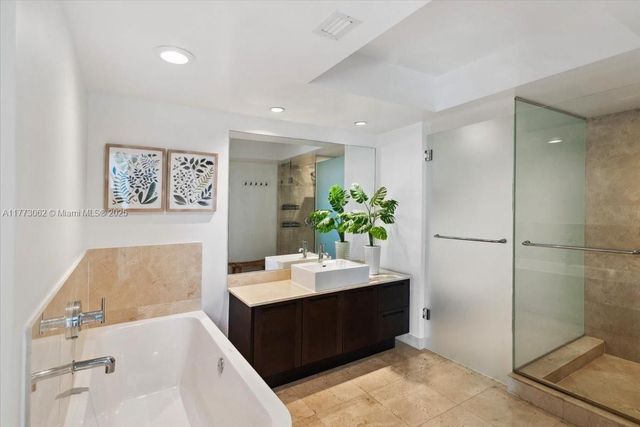 250 Sunny Isles Blvd 3-1805, Sunny Isles Beach, FL 33160