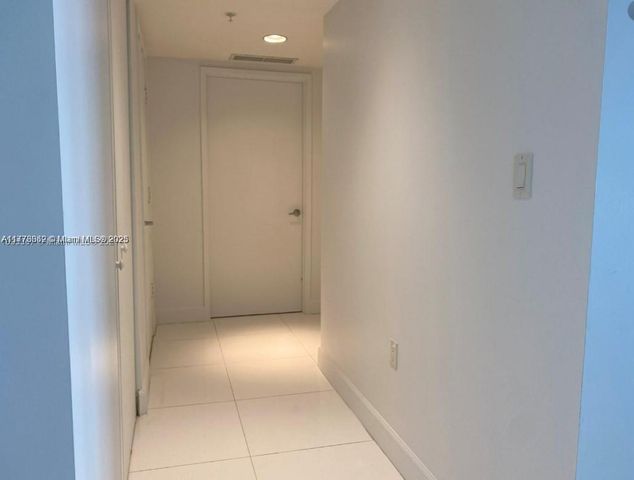250 Sunny Isles Blvd 3-1805, Sunny Isles Beach, FL 33160