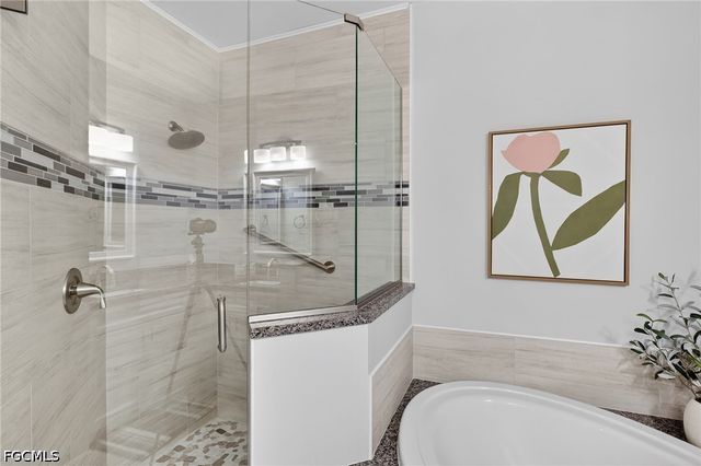 5941 Tarpon Gardens CIR 102, Cape Coral, FL 33914