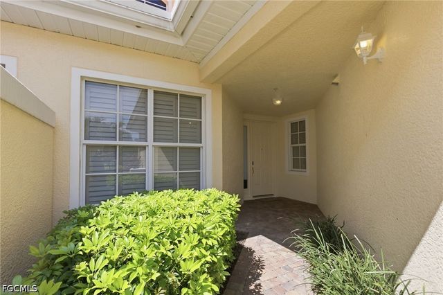 5941 Tarpon Gardens CIR 102, Cape Coral, FL 33914