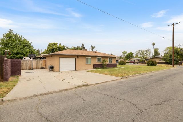 4715 E Princeton Avenue, Fresno, CA 93703