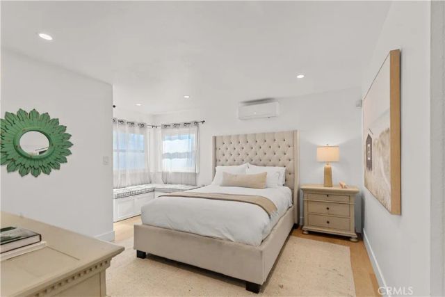 739 Manzanita Drive, Laguna Beach, CA 92651