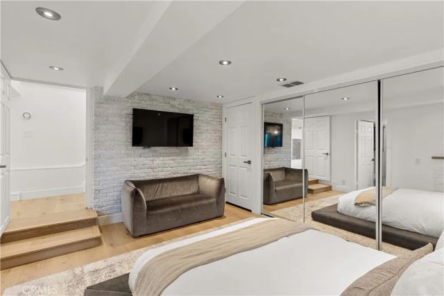 739 Manzanita Drive, Laguna Beach, CA 92651