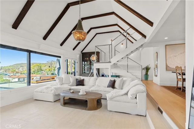 739 Manzanita Drive, Laguna Beach, CA 92651