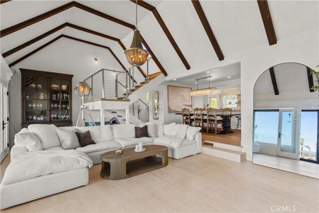 739 Manzanita Drive, Laguna Beach, CA 92651