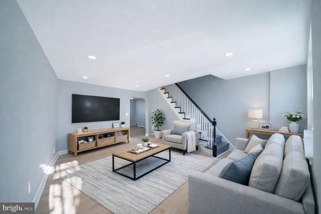 8659 FAYETTE ST, Philadelphia, PA 19150