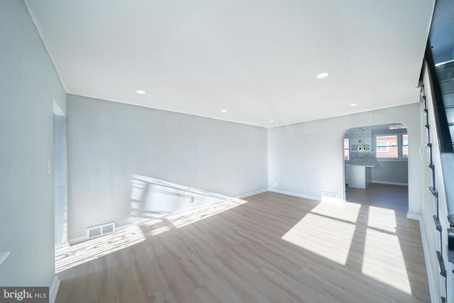 8659 FAYETTE ST, Philadelphia, PA 19150