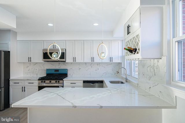 8659 FAYETTE ST, Philadelphia, PA 19150