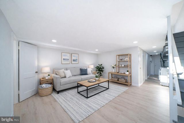 8659 FAYETTE ST, Philadelphia, PA 19150