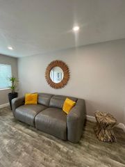 402 SW 12th St, Fort Lauderdale, FL 33315