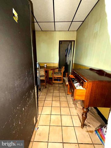 1028 LAFAYETTE ST, Norristown, PA 19401