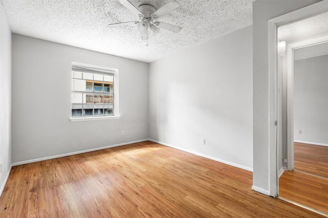 307 E 31 ST 206, Austin, TX 78705