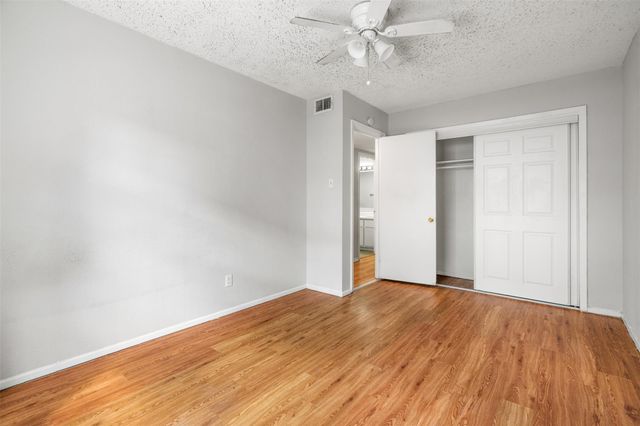 307 E 31 ST 206, Austin, TX 78705