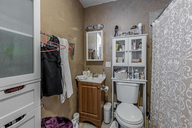 2919 S Keeley Street, Chicago, IL 60608