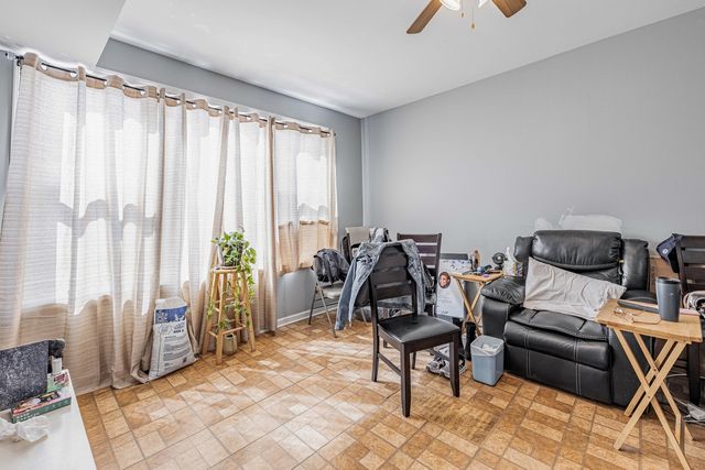 2919 S Keeley Street, Chicago, IL 60608