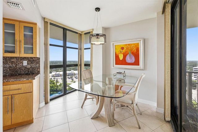2000 Towerside Ter 1911, Miami, FL 33138