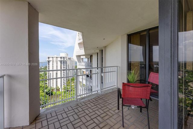 2000 Towerside Ter 1911, Miami, FL 33138