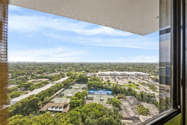 2000 Towerside Ter 1911, Miami, FL 33138