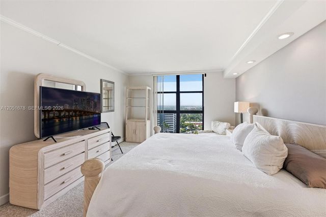2000 Towerside Ter 1911, Miami, FL 33138