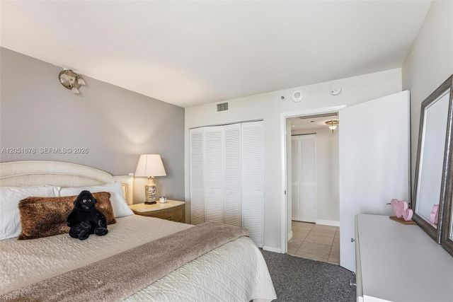 2000 Towerside Ter 1911, Miami, FL 33138