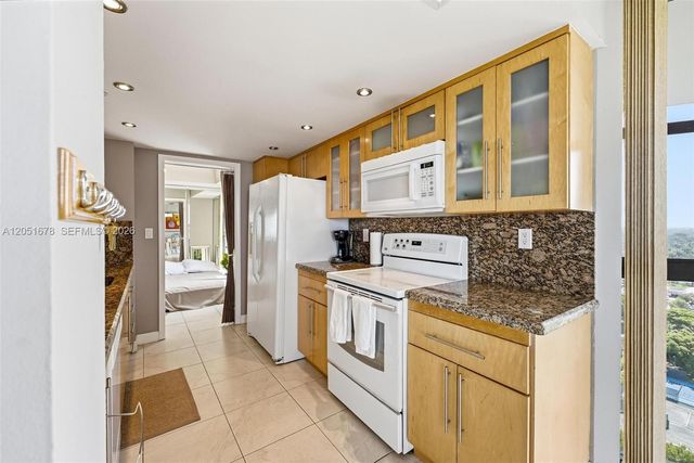 2000 Towerside Ter 1911, Miami, FL 33138