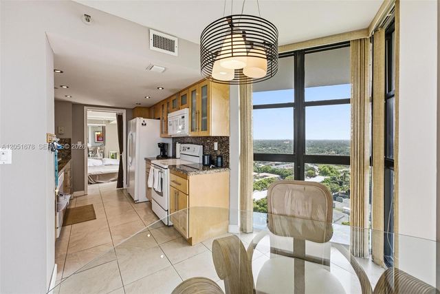 2000 Towerside Ter 1911, Miami, FL 33138