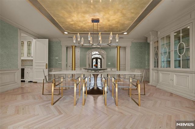 23 Hunter Ridge, Woodcliff Lake, NJ 07677