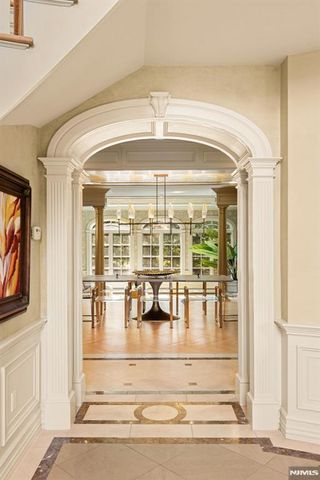 23 Hunter Ridge, Woodcliff Lake, NJ 07677