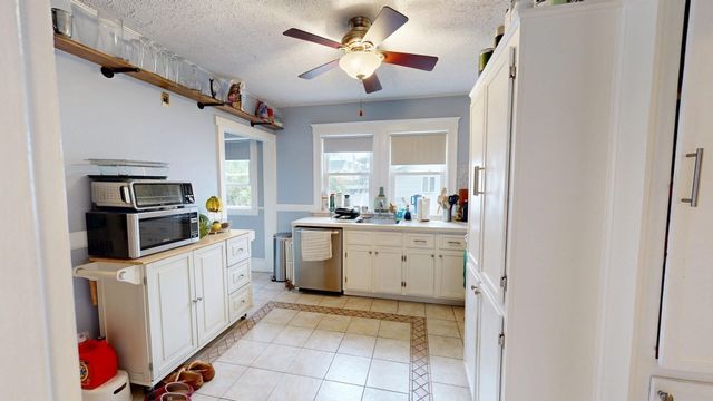 75 Bowen Ave, Medford, MA 02155