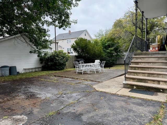 75 Bowen Ave, Medford, MA 02155