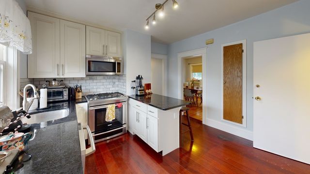 75 Bowen Ave, Medford, MA 02155