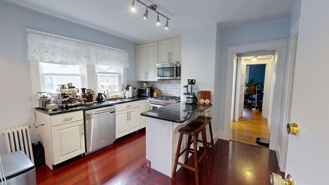 75 Bowen Ave, Medford, MA 02155