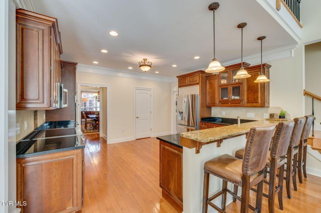 5005 Preston Park Drive, Kingsport, TN 37664