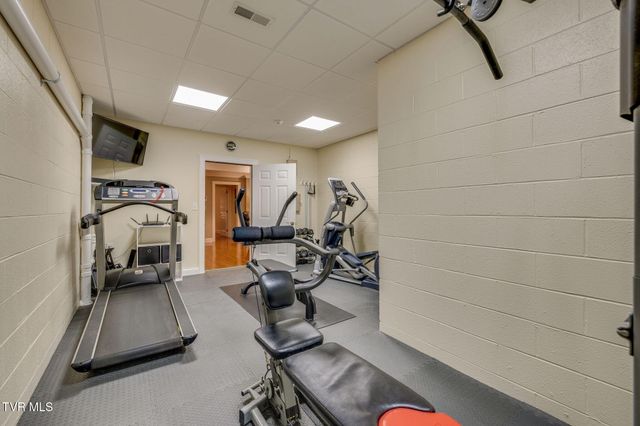 5005 Preston Park Drive, Kingsport, TN 37664