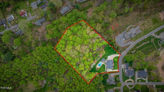 5005 Preston Park Drive, Kingsport, TN 37664