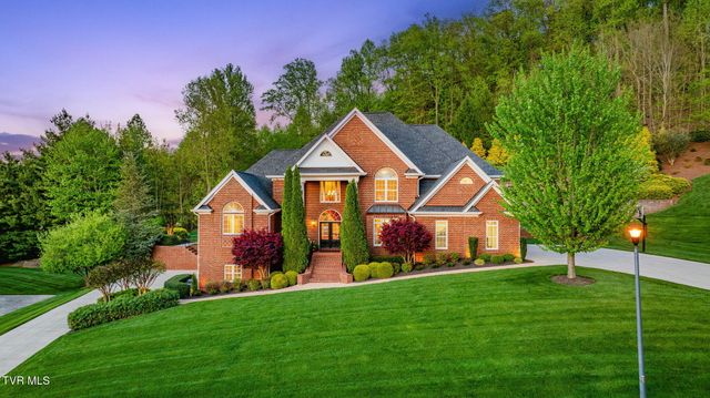 5005 Preston Park Drive, Kingsport, TN 37664