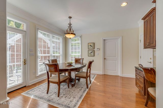 5005 Preston Park Drive, Kingsport, TN 37664