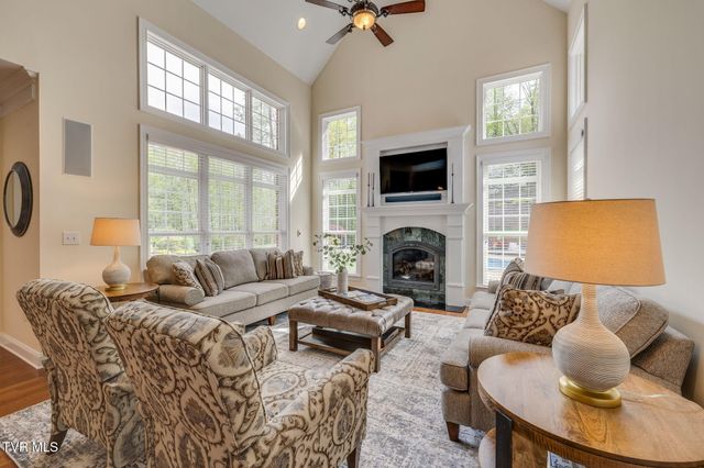 5005 Preston Park Drive, Kingsport, TN 37664