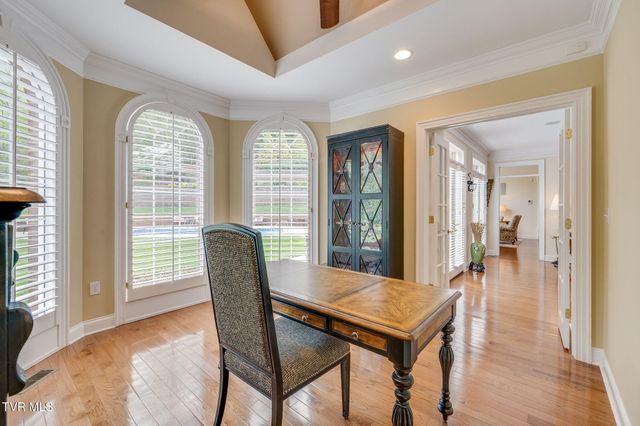 5005 Preston Park Drive, Kingsport, TN 37664