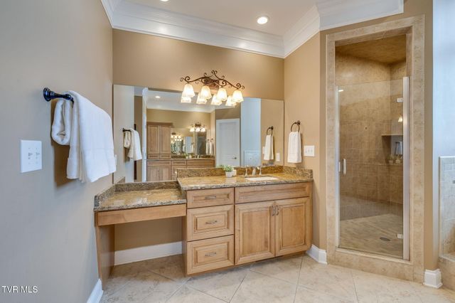 5005 Preston Park Drive, Kingsport, TN 37664