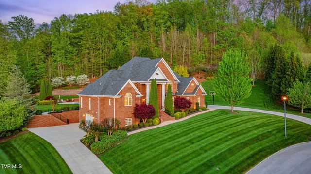 5005 Preston Park Drive, Kingsport, TN 37664