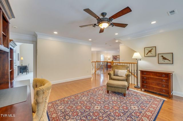 5005 Preston Park Drive, Kingsport, TN 37664