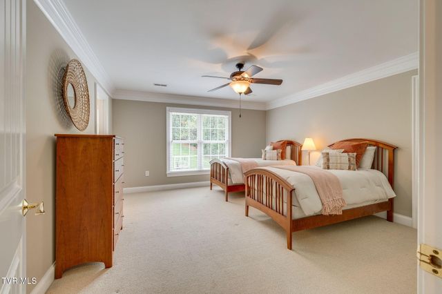 5005 Preston Park Drive, Kingsport, TN 37664