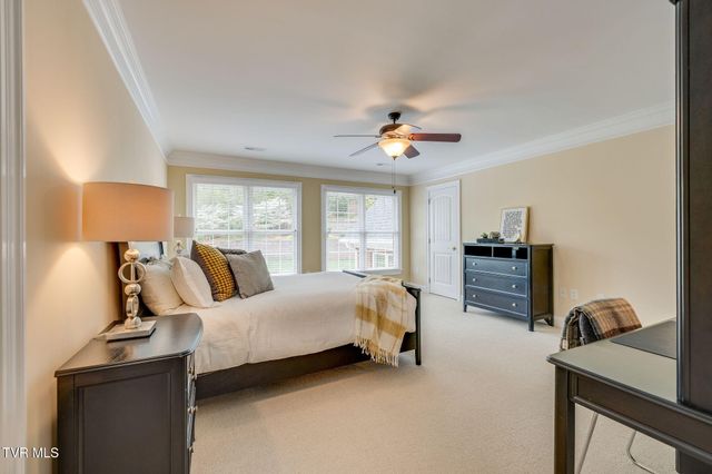 5005 Preston Park Drive, Kingsport, TN 37664