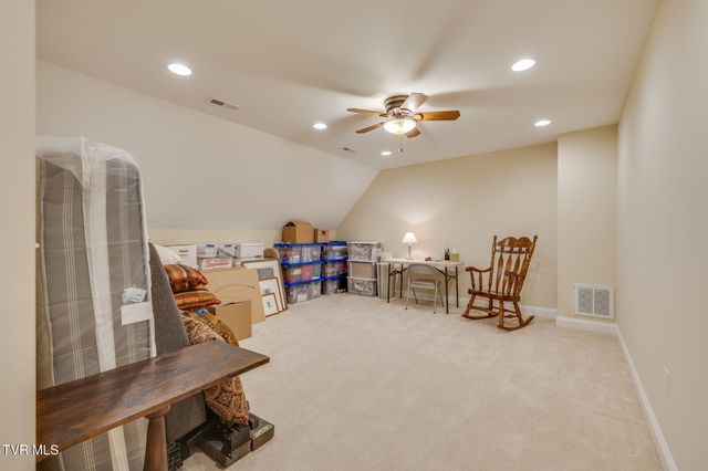 5005 Preston Park Drive, Kingsport, TN 37664