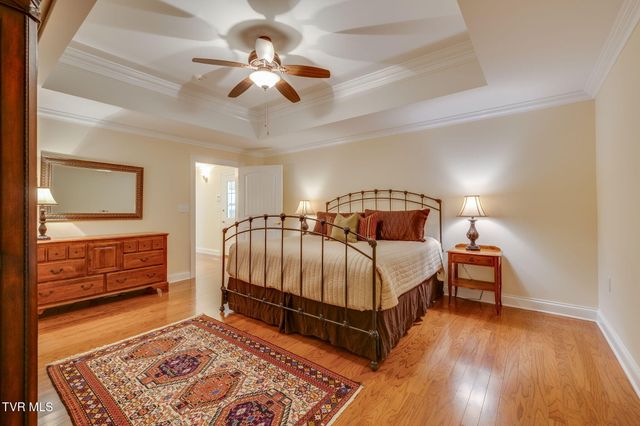 5005 Preston Park Drive, Kingsport, TN 37664