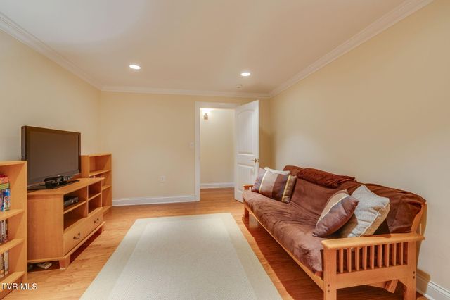 5005 Preston Park Drive, Kingsport, TN 37664