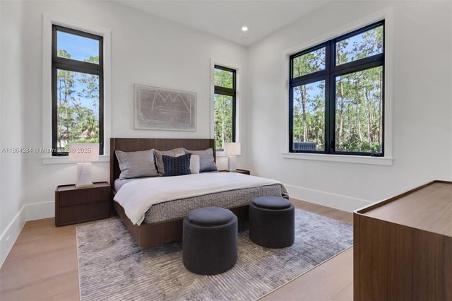 4987 Mahogany Ridge Dr, Naples, FL 34119