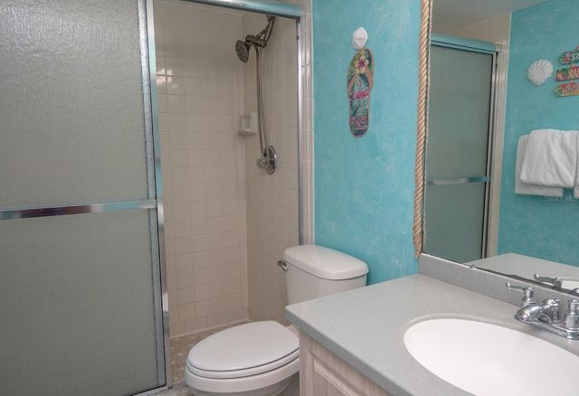 7564 BAYSHORE DRIVE 202, Treasure Island, FL 33706