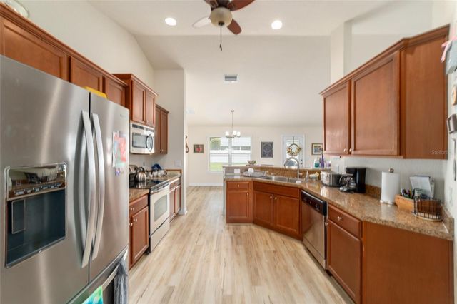 1226 SE 65TH CIRCLE, Ocala, FL 34472